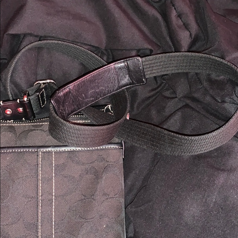 Coach purse - Picture 3 of 4